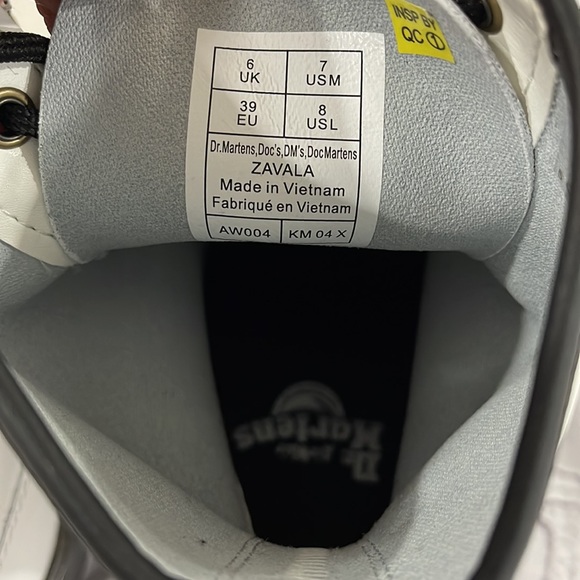 Dr. Martins Zavala 8-Eyelet Combat Boot White Womens Size 7 New Without Tags - Picture 6 of 7